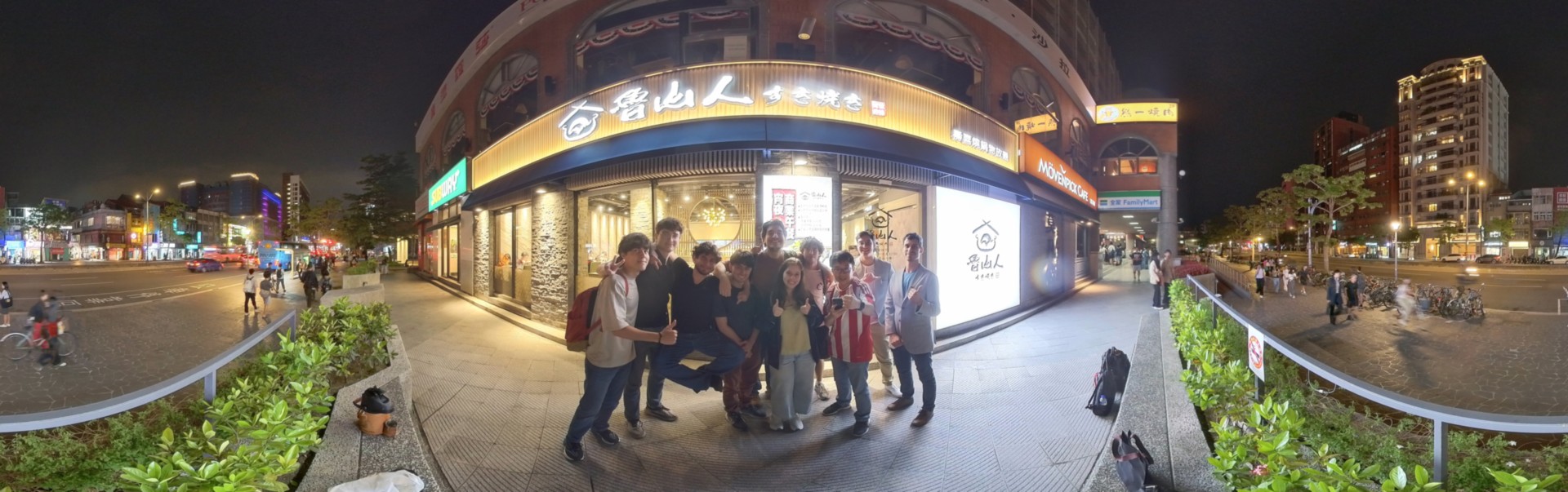 Two alumni of UPTP capstone project back to Taiwan